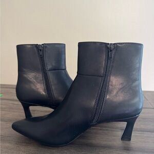 Madden Girl Women’s 8 Stormy  Pointed Toe Ankle Boots – NWOB